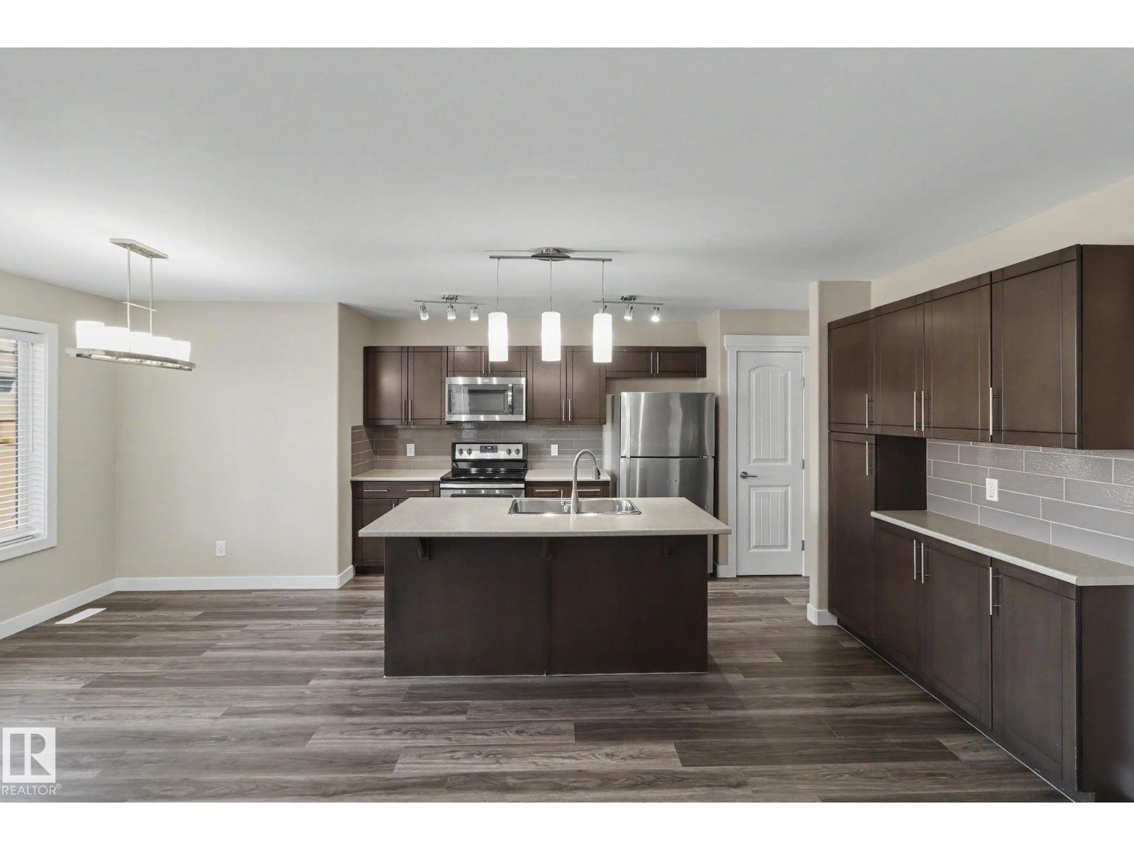 2547 AMERONGEN CR SW, Edmonton