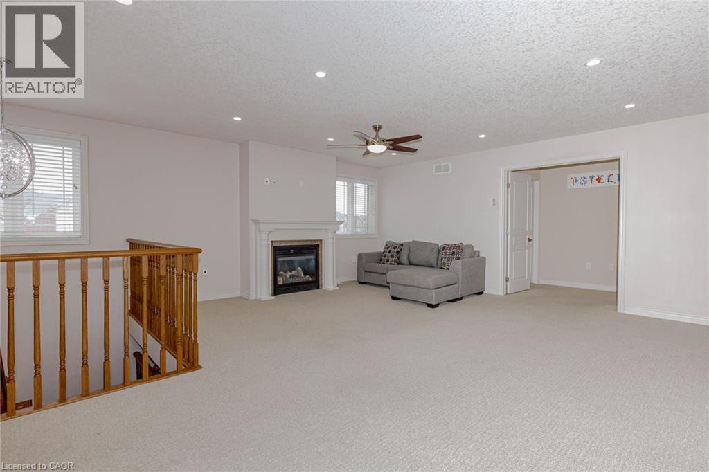 2 DOON CREEK STREET - 27