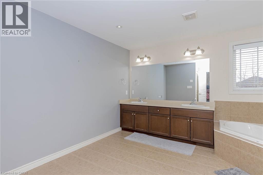 2 DOON CREEK STREET - 36