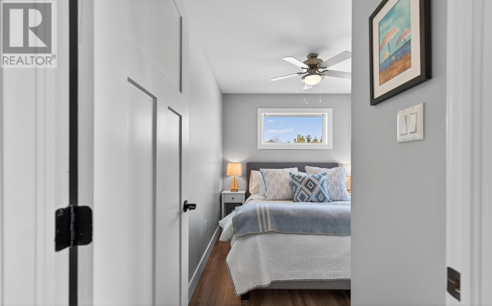 42 BLUE HERON CRESCENT - 17