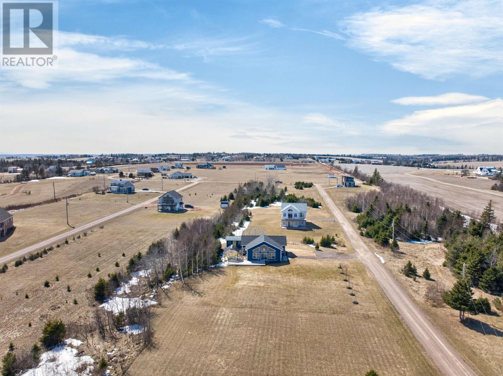 42 BLUE HERON CRESCENT - 44