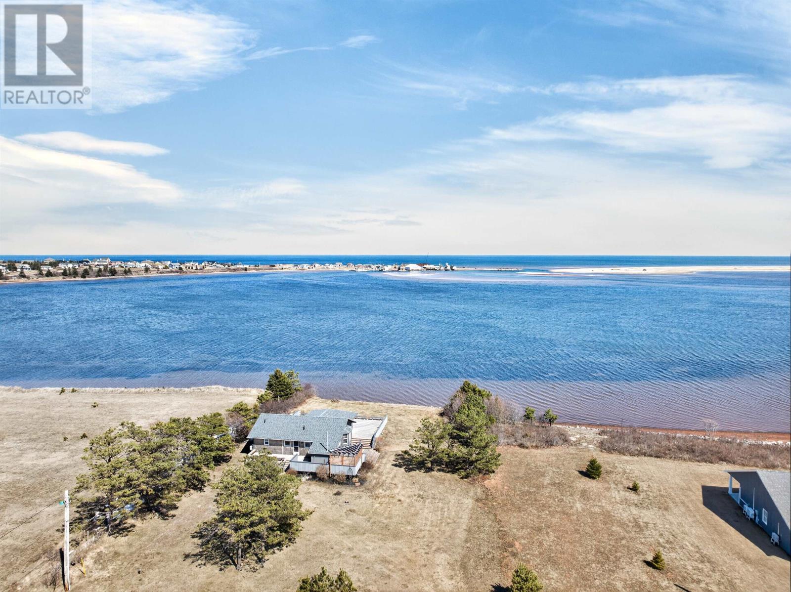 42 BLUE HERON CRESCENT - 45