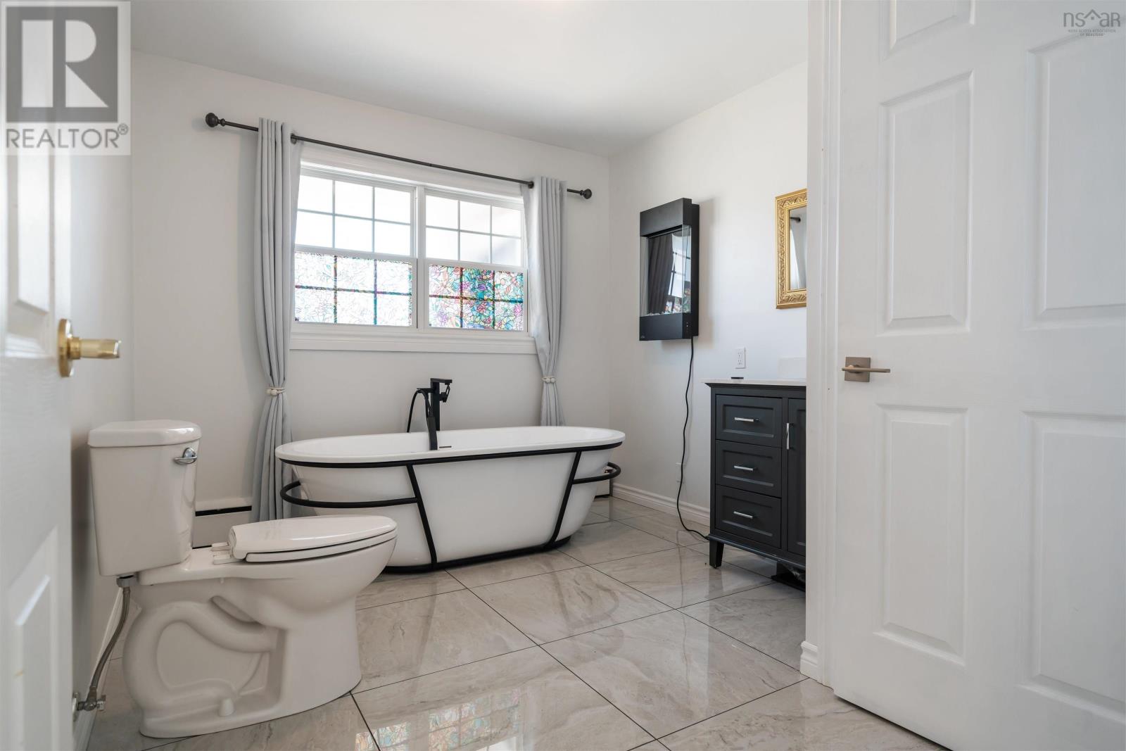 Property 2 of 41 of 85 Chestnut Street