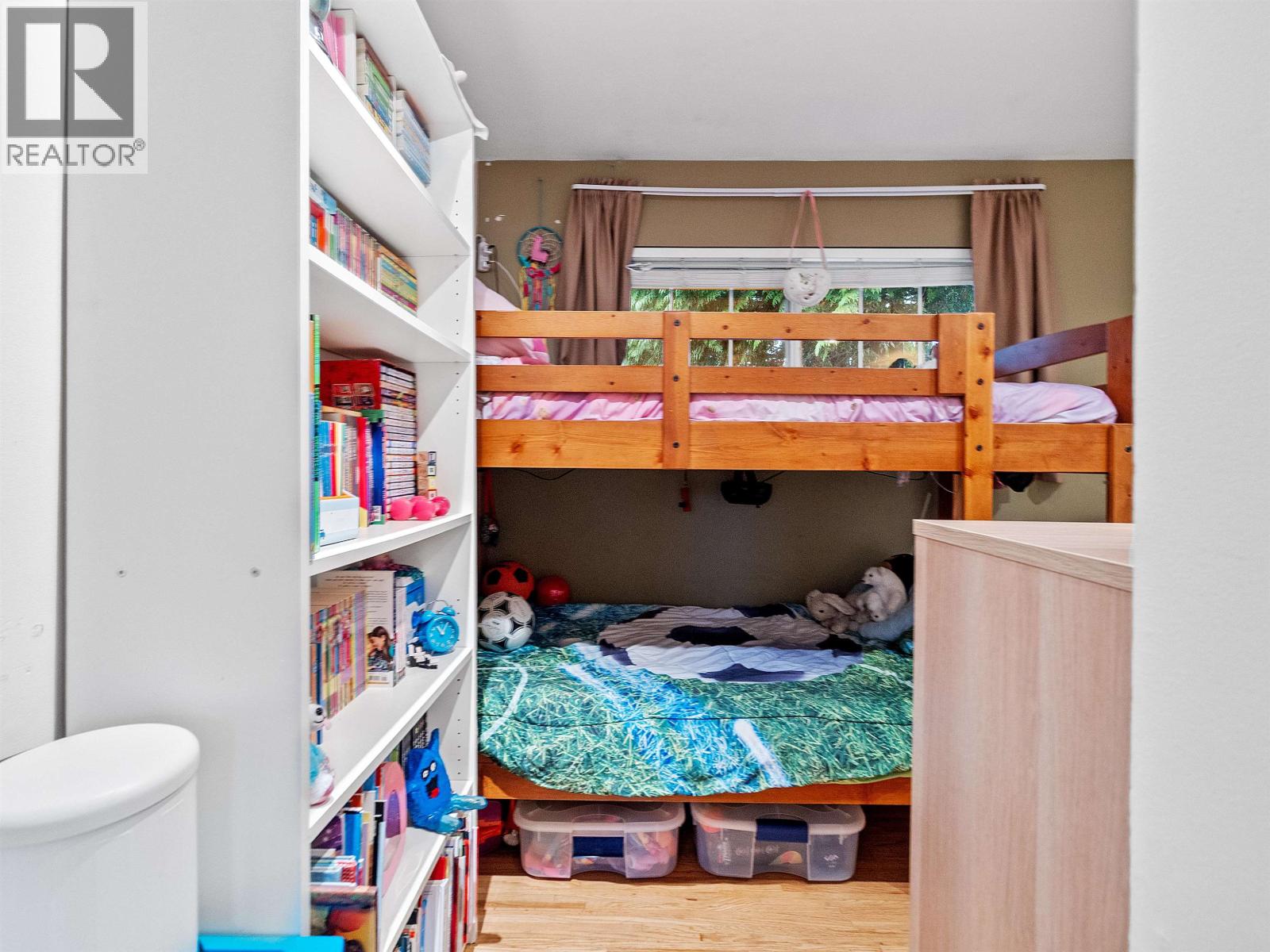 4921 44A Avenue, Delta