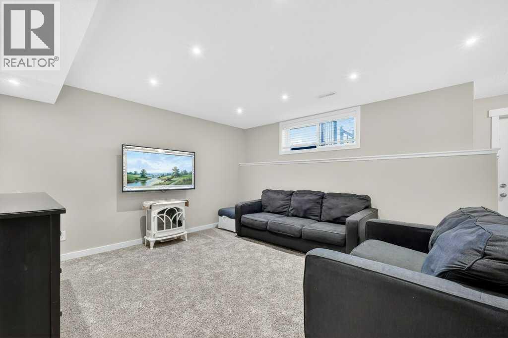 200 KINGSTON WAY SE - 31