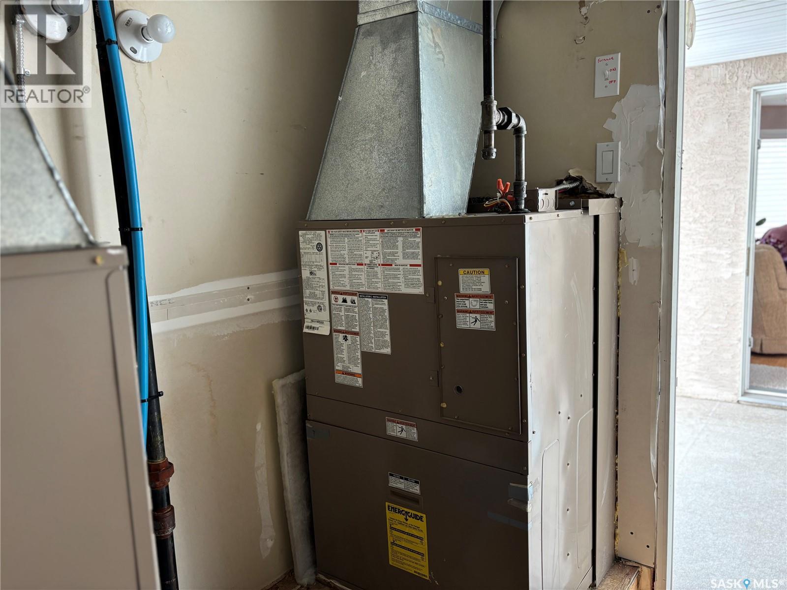 #106 314 NELSON ROAD - 27