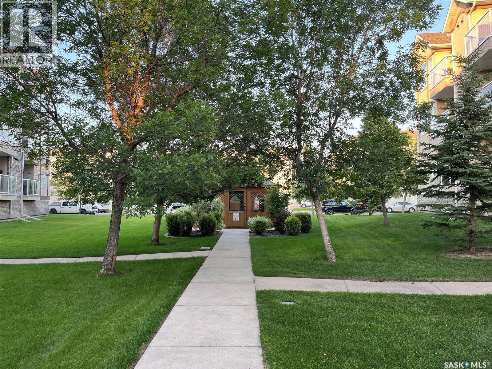 #106 314 NELSON ROAD - 35