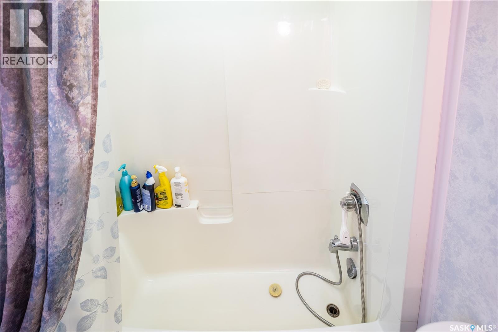 215 OXFORD STREET W - 13