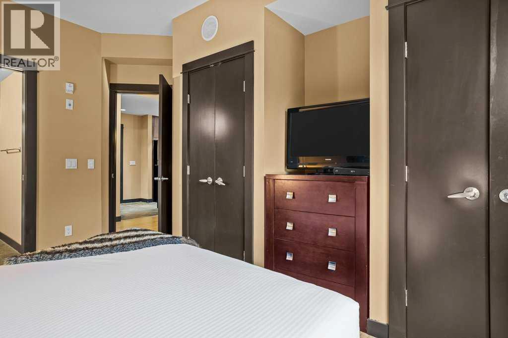 #222ROT.A 1818 MOUNTAIN AVENUE - 25