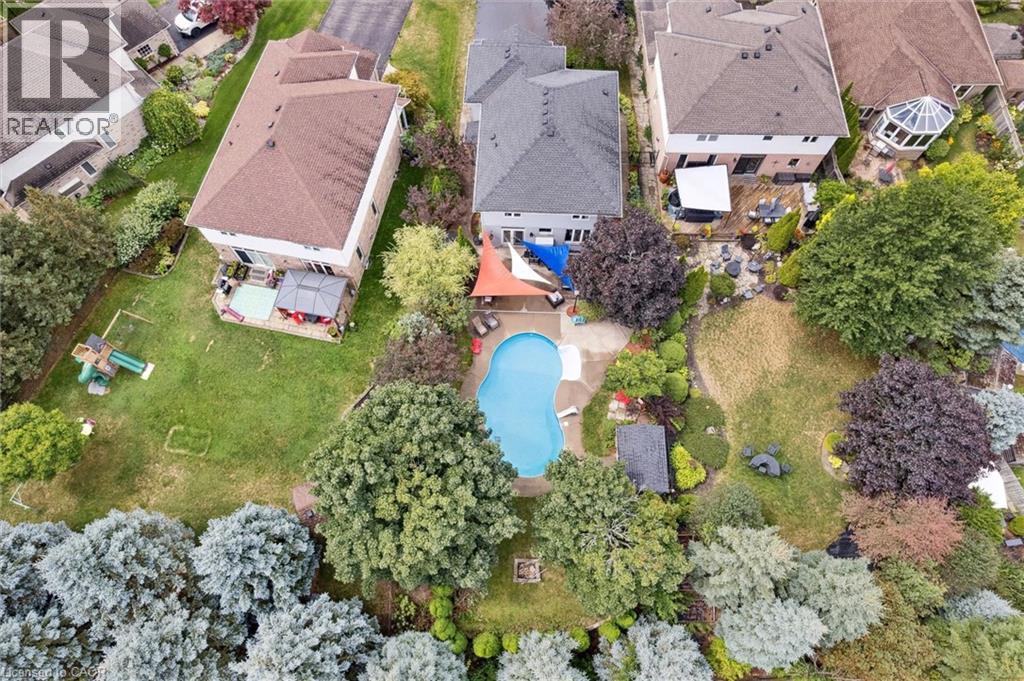 18 PEARWOOD COURT - 45