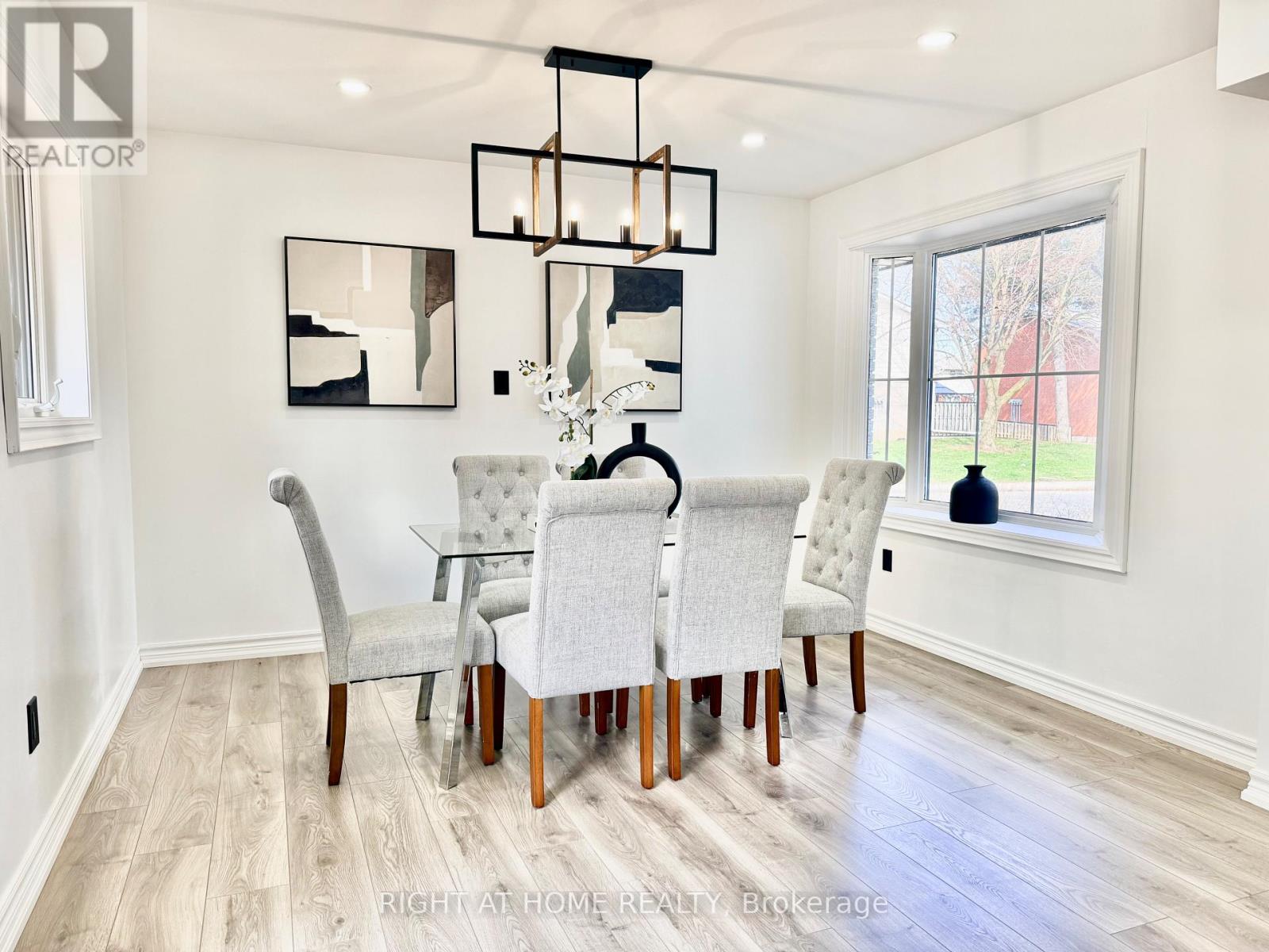 77 ELFORD CRESCENT - Image 2