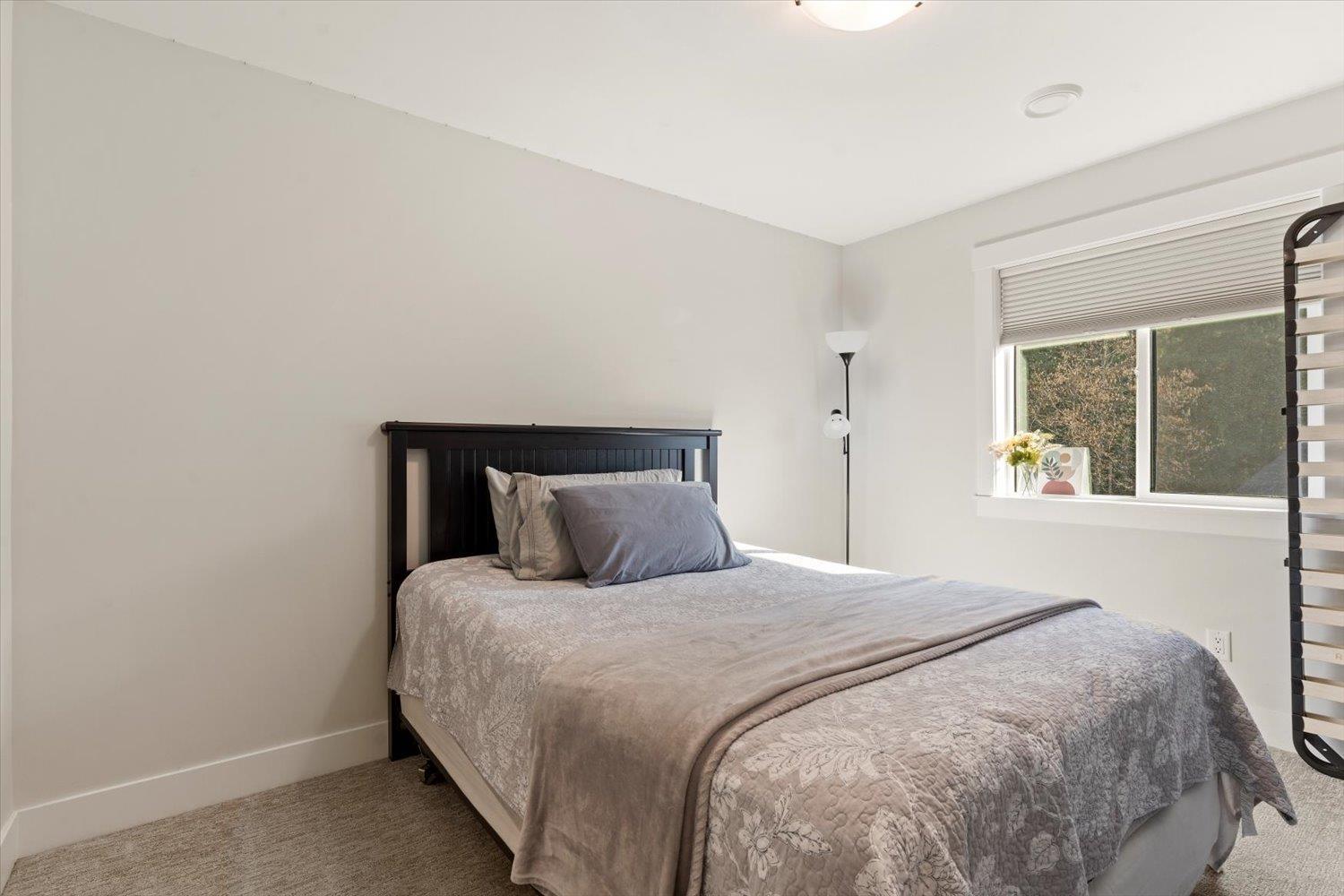 50952 SOPHIE CRESCENT, Eastern Hillsides — photo 24