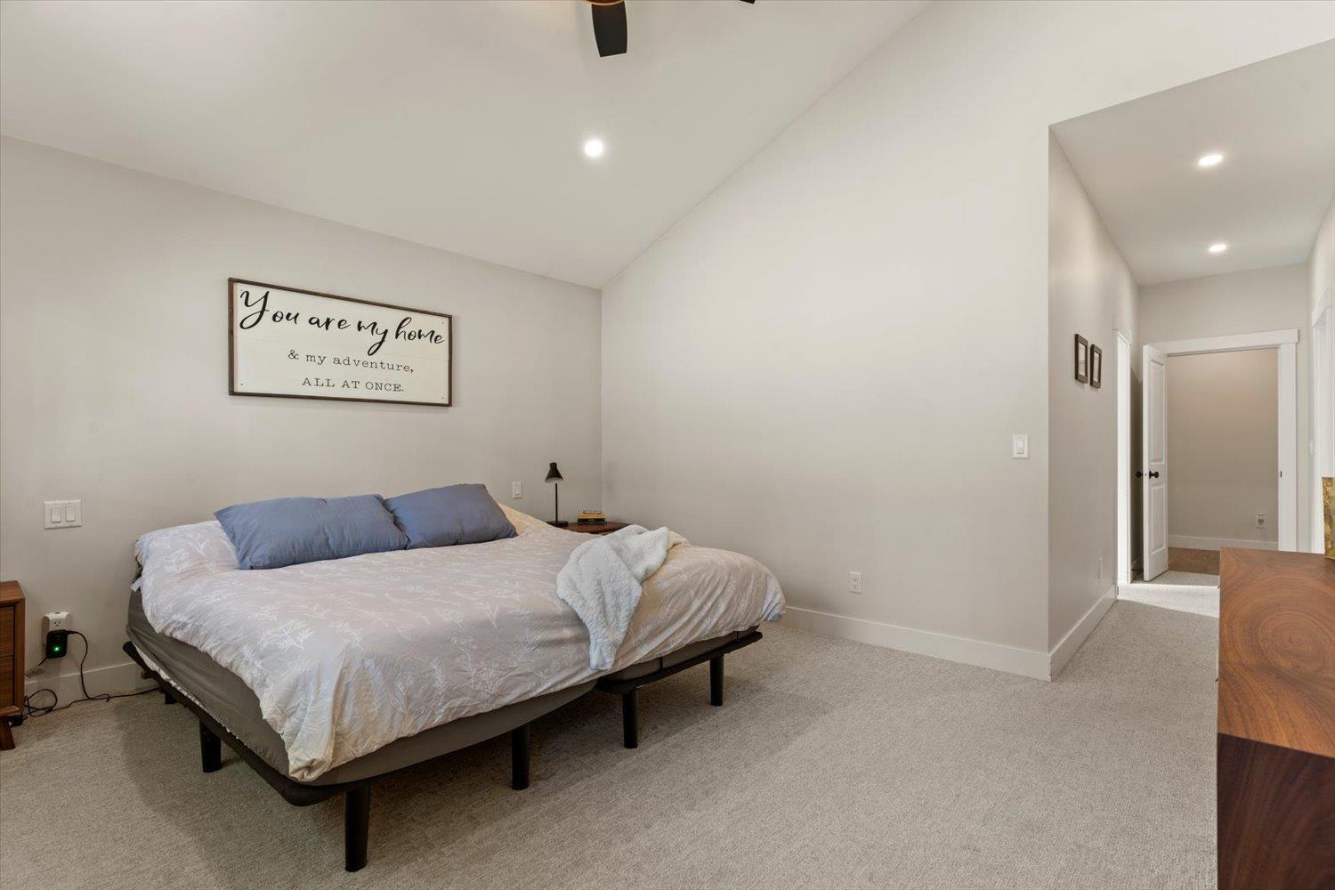 50952 SOPHIE CRESCENT, Eastern Hillsides — photo 16