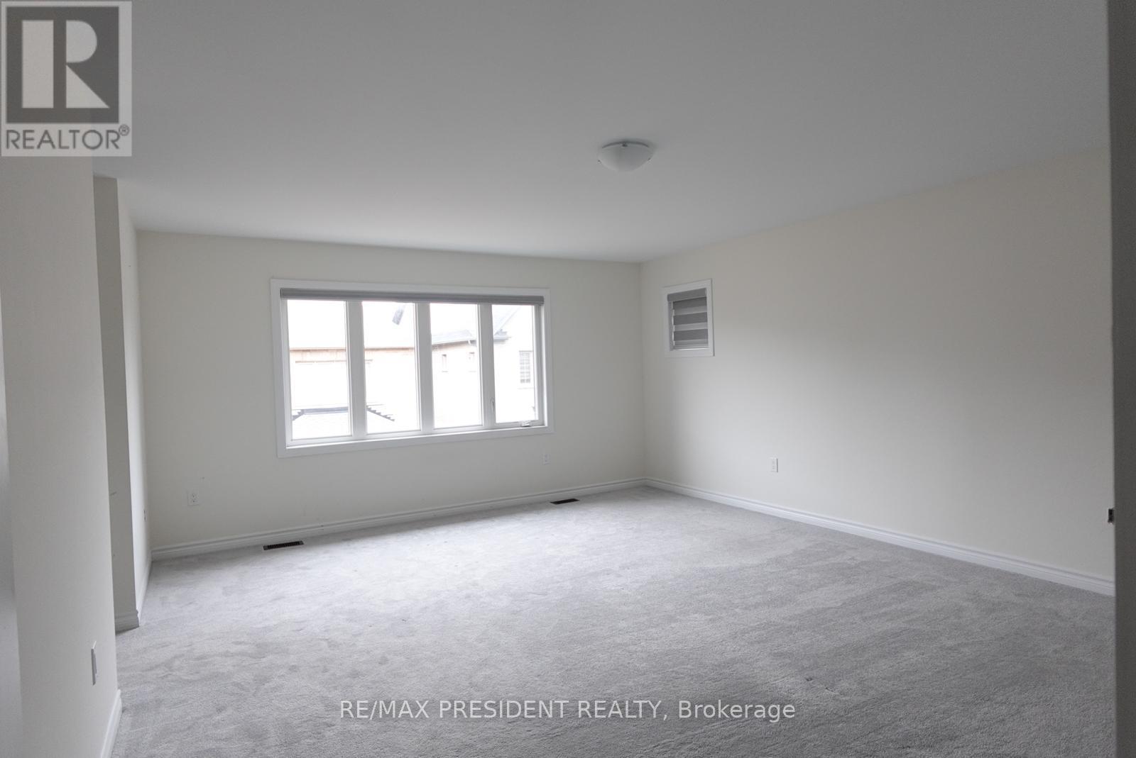6 JENWOOD CRESCENT - 24