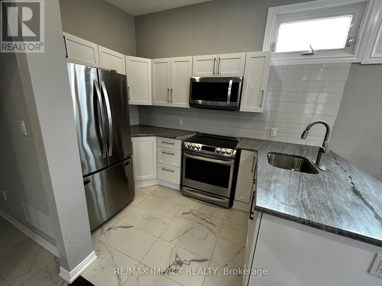 Large View New Kitchen