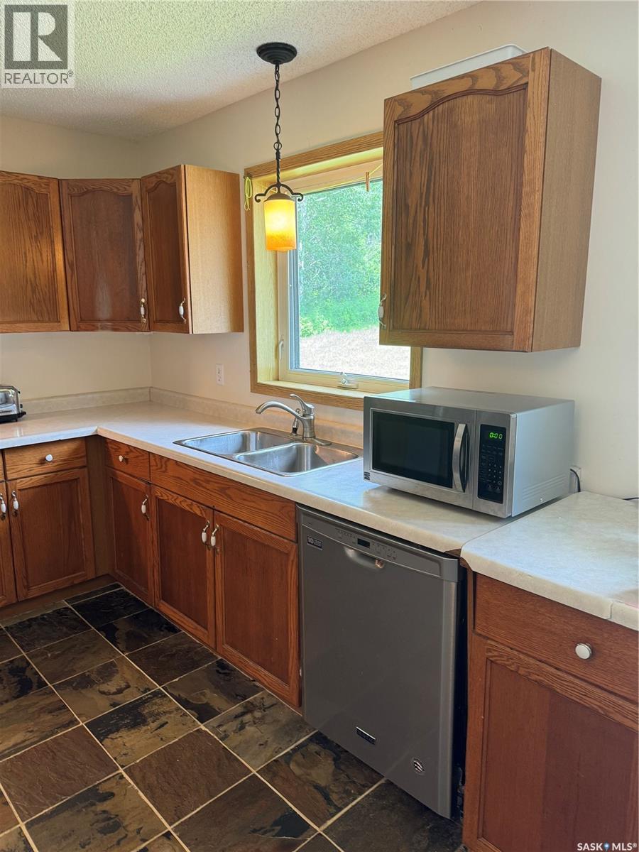 Crystal Lake Jewel - 16