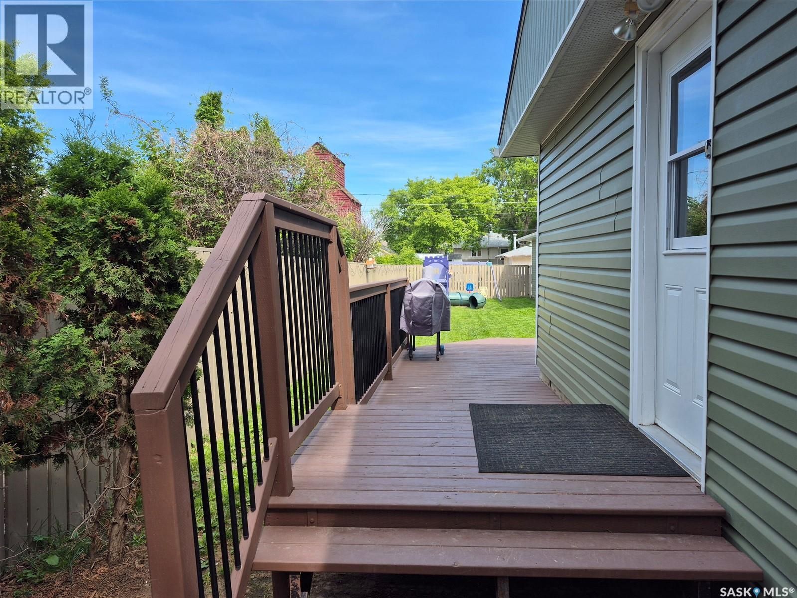 125 4th AVENUE SE - 27