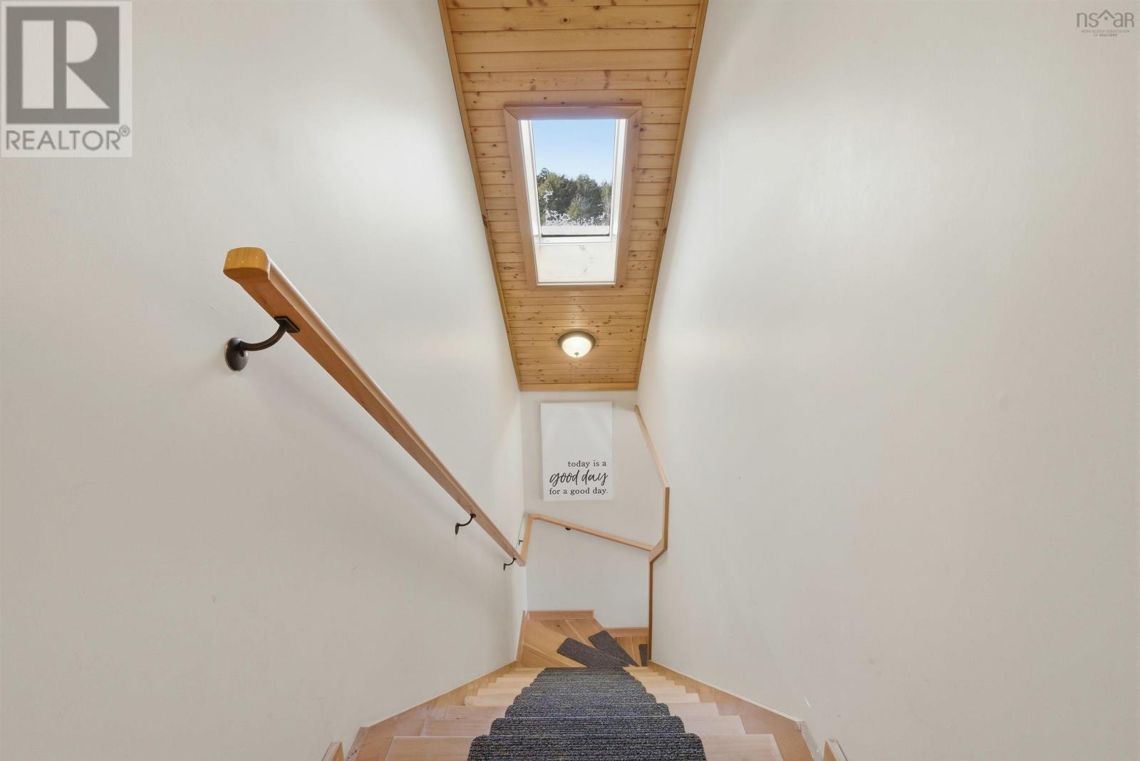 Property 46 of 50 of 59 2 Sunshine Lane