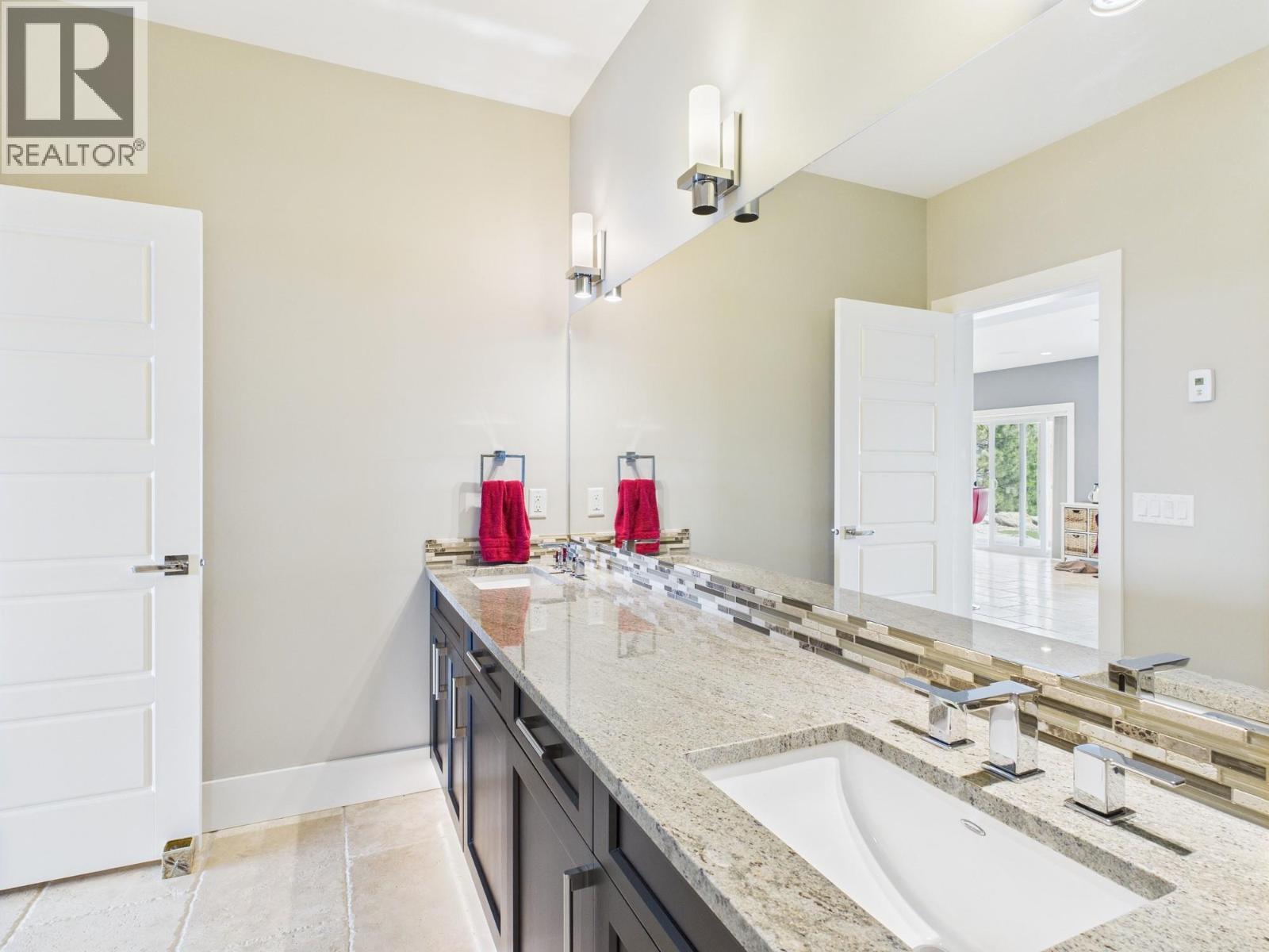 560 SASQUATCH Trail, Osoyoos