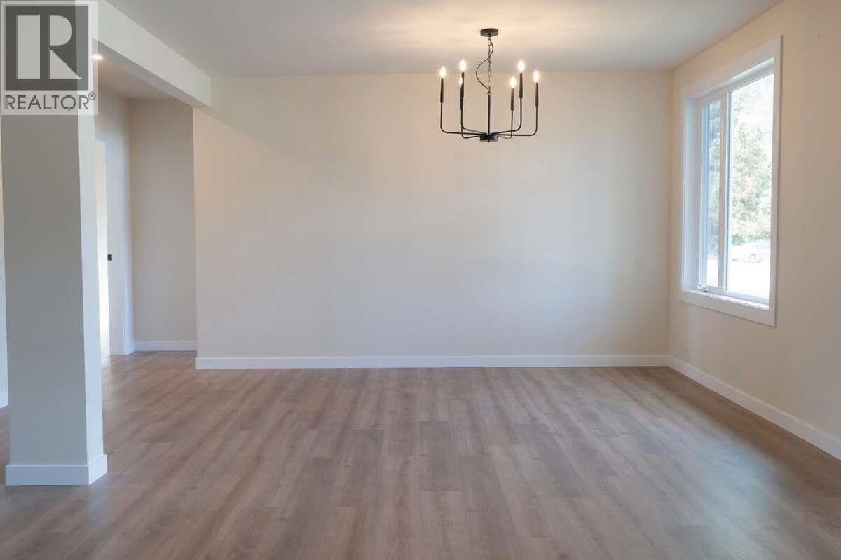 7551 7TH STREET - 12