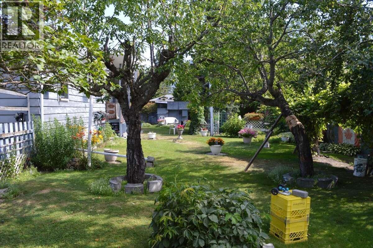 7551 7TH STREET - 28