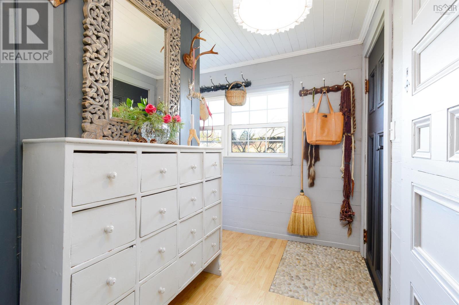 2660 LOCH LOMOND Road - 6