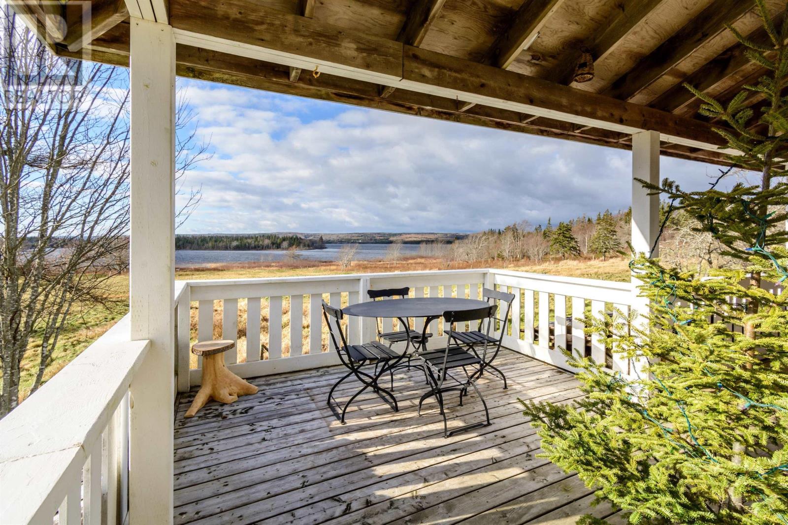 2660 LOCH LOMOND Road - 5