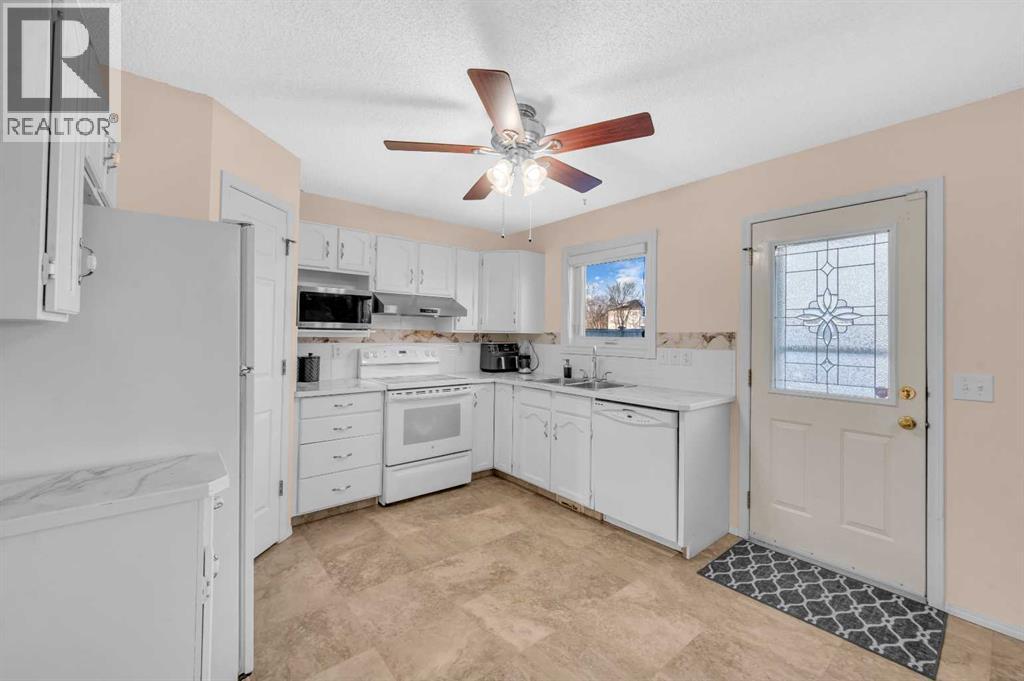 131 CORAL SPRINGS CIRCLE NE - 13