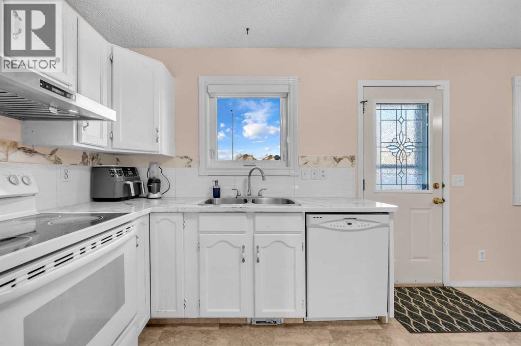 131 CORAL SPRINGS CIRCLE NE - 15