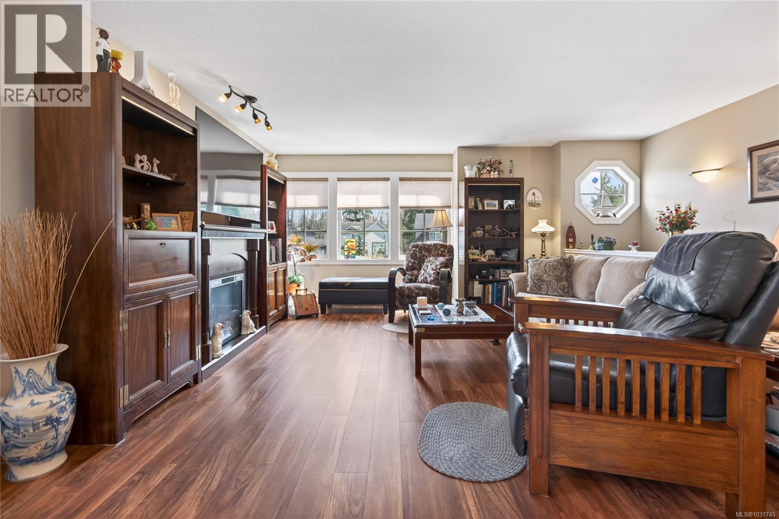 1155 Hornby Pl, Courtenay