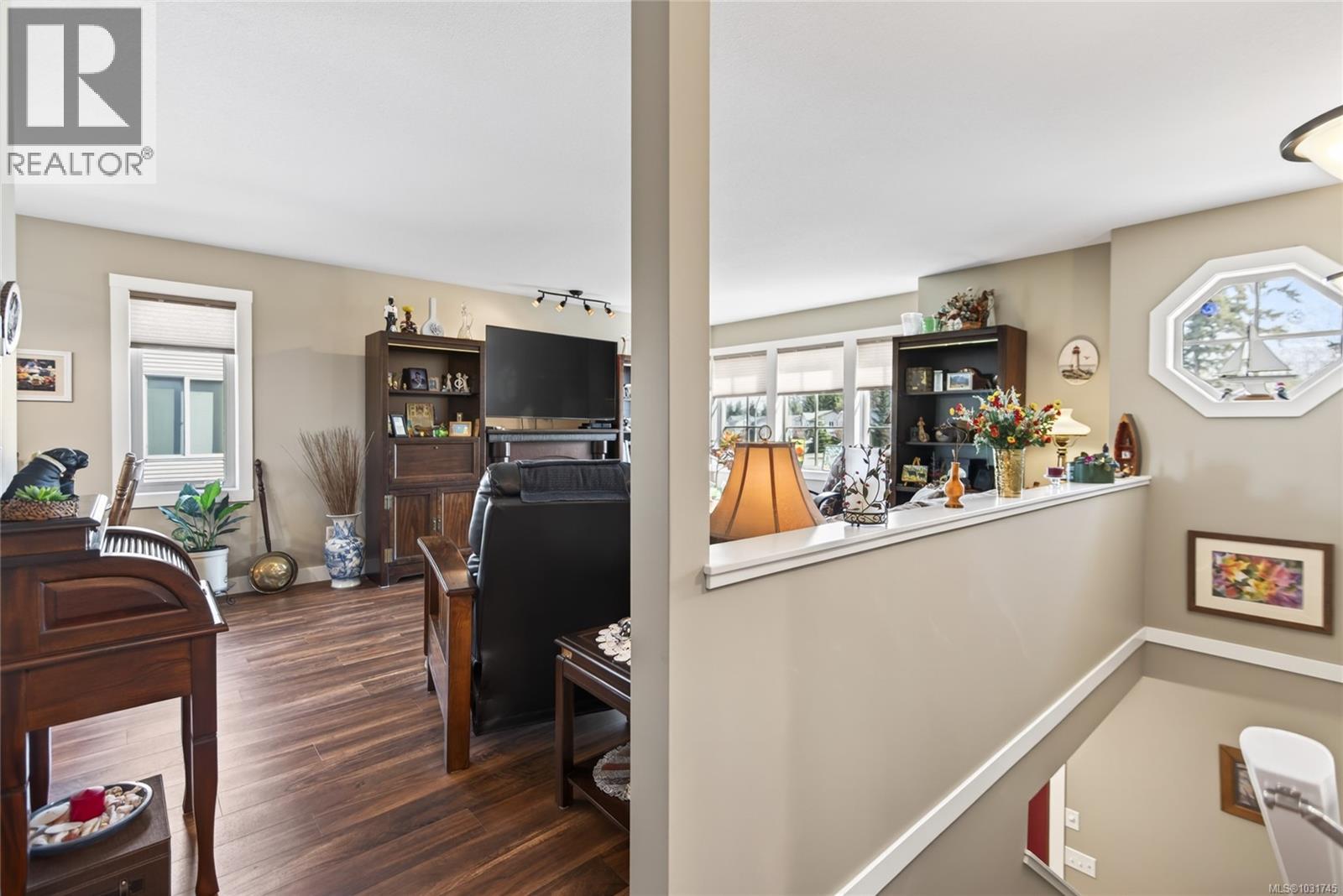 1155 Hornby Pl, Courtenay