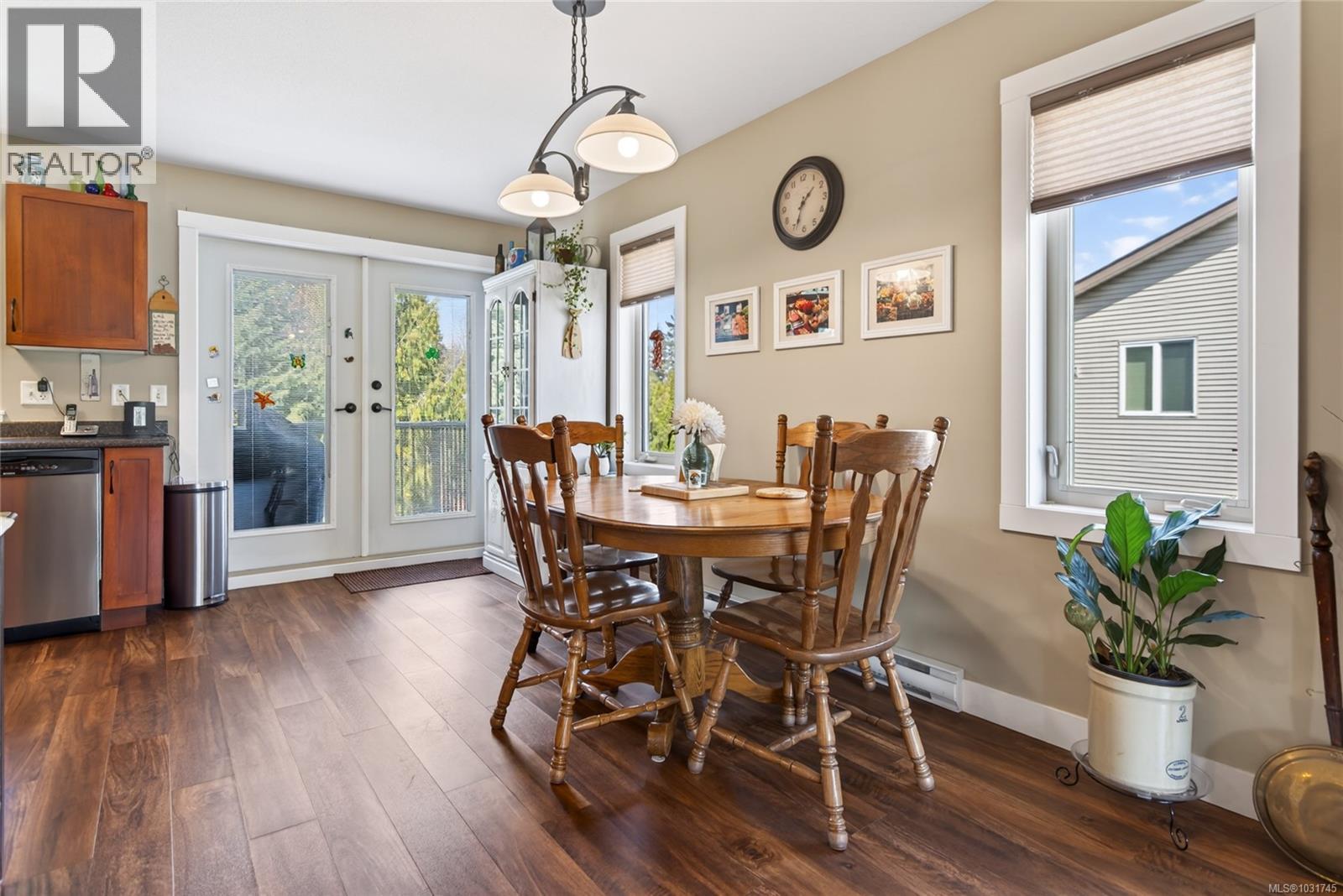 1155 Hornby Pl, Courtenay