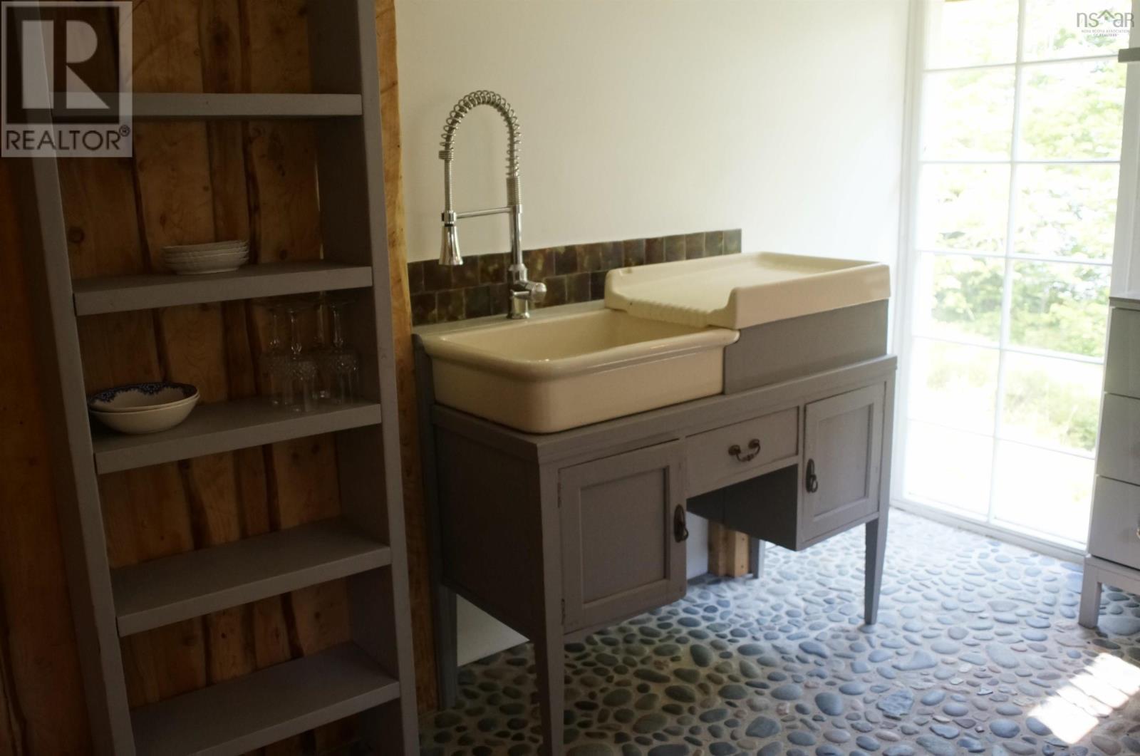 Property 3 of 45 of 4031 Loch Lomond Road