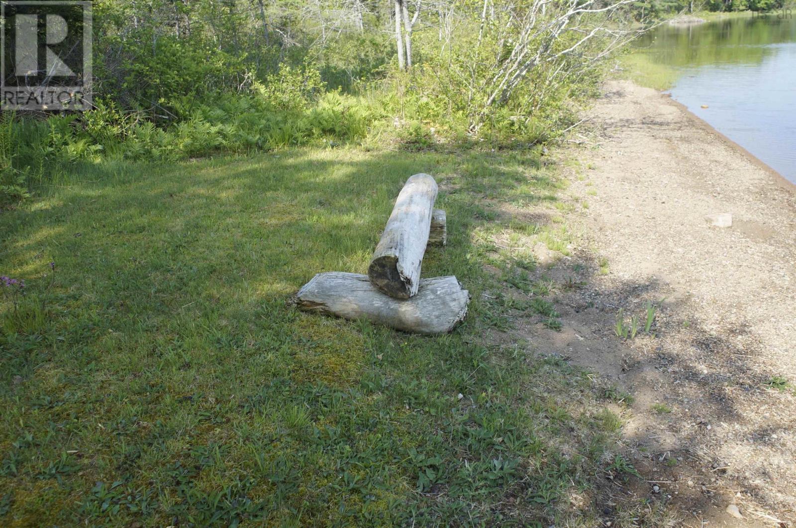 4031 Loch Lomond Road - 34
