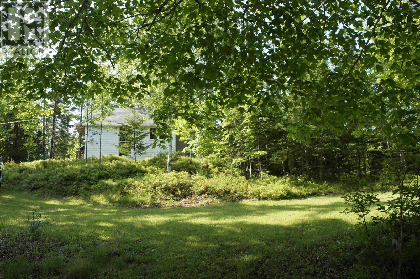 4031 Loch Lomond Road - 27
