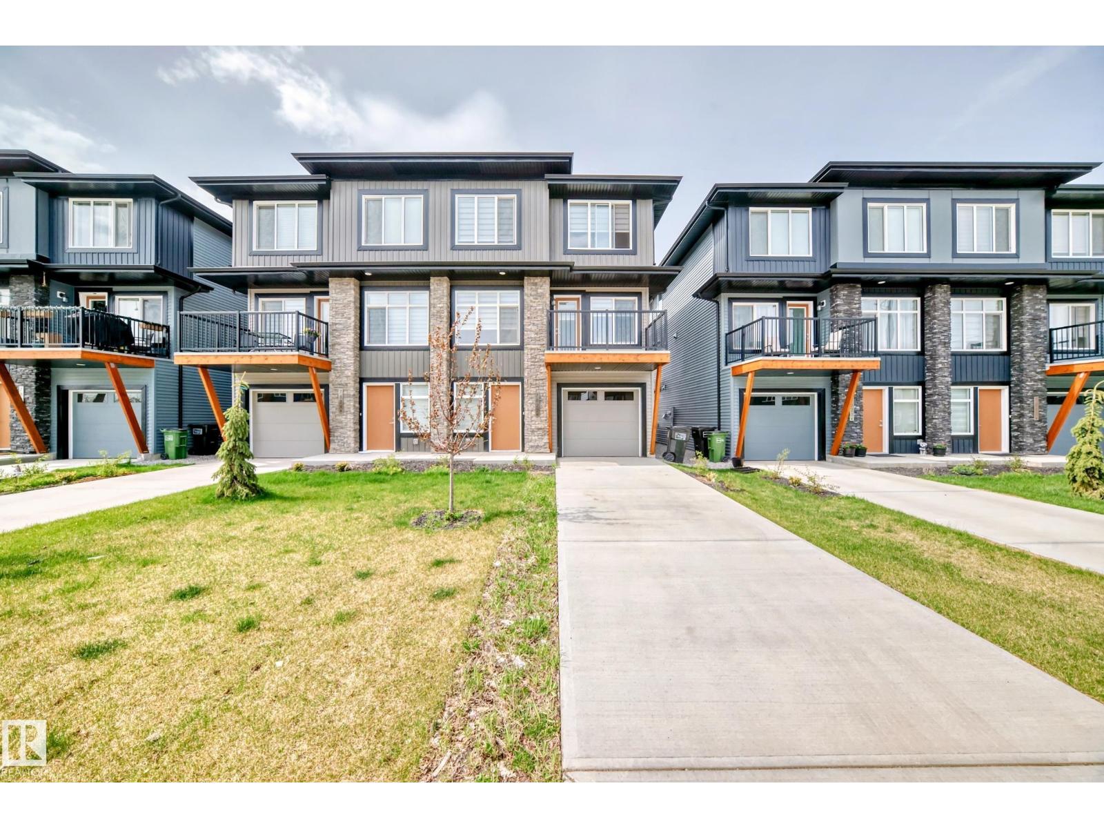 7822 KORULUK LINK LI SW, Edmonton