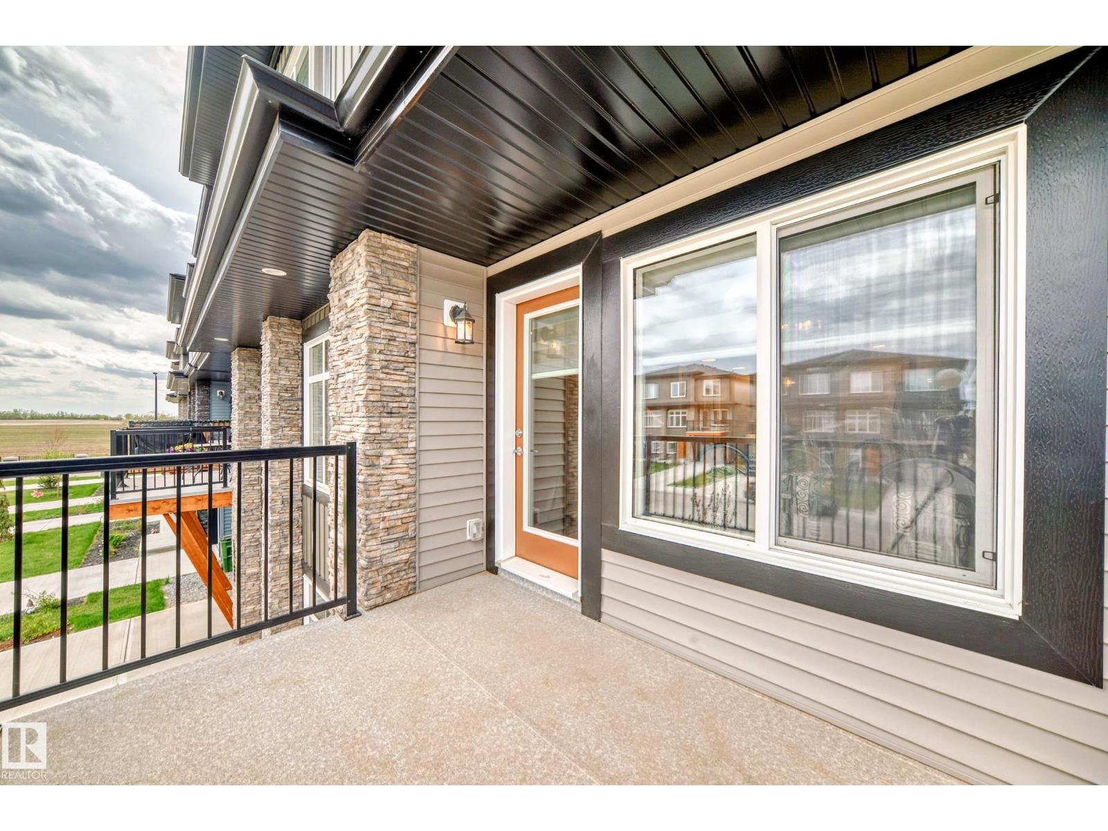 7822 KORULUK LINK LI SW, Edmonton