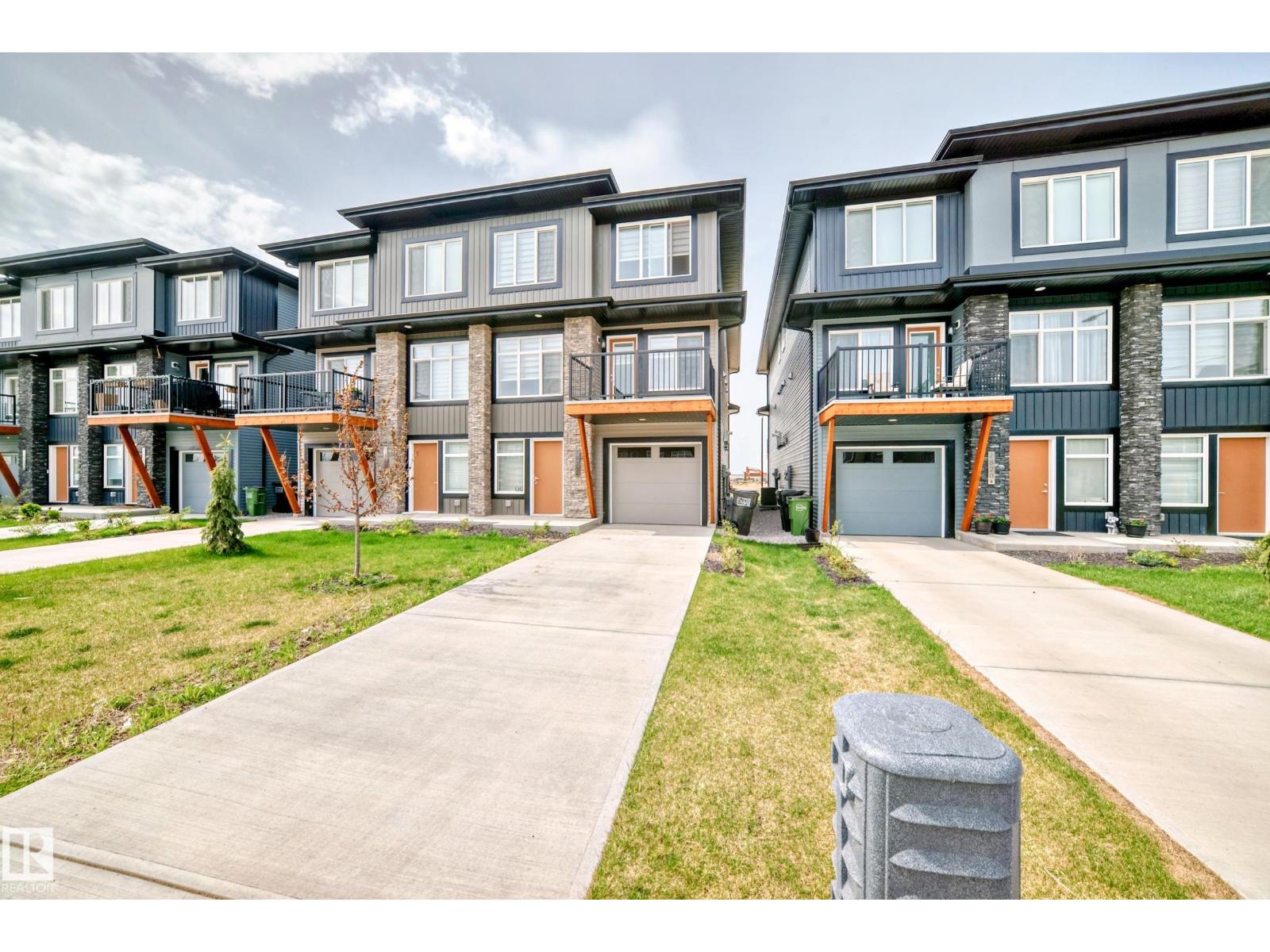 7822 KORULUK LINK LI SW, Edmonton