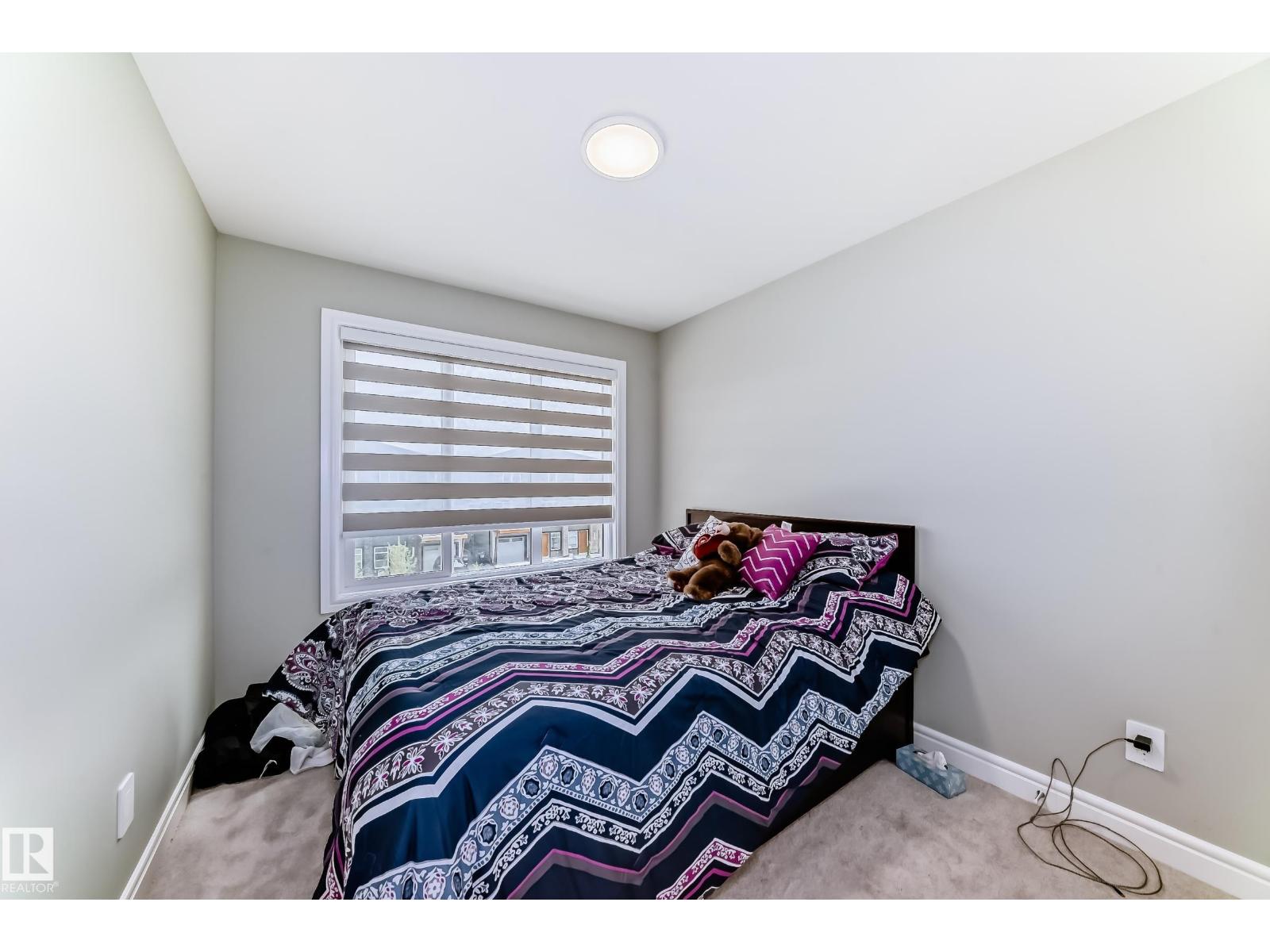 7822 KORULUK LINK LI SW, Edmonton