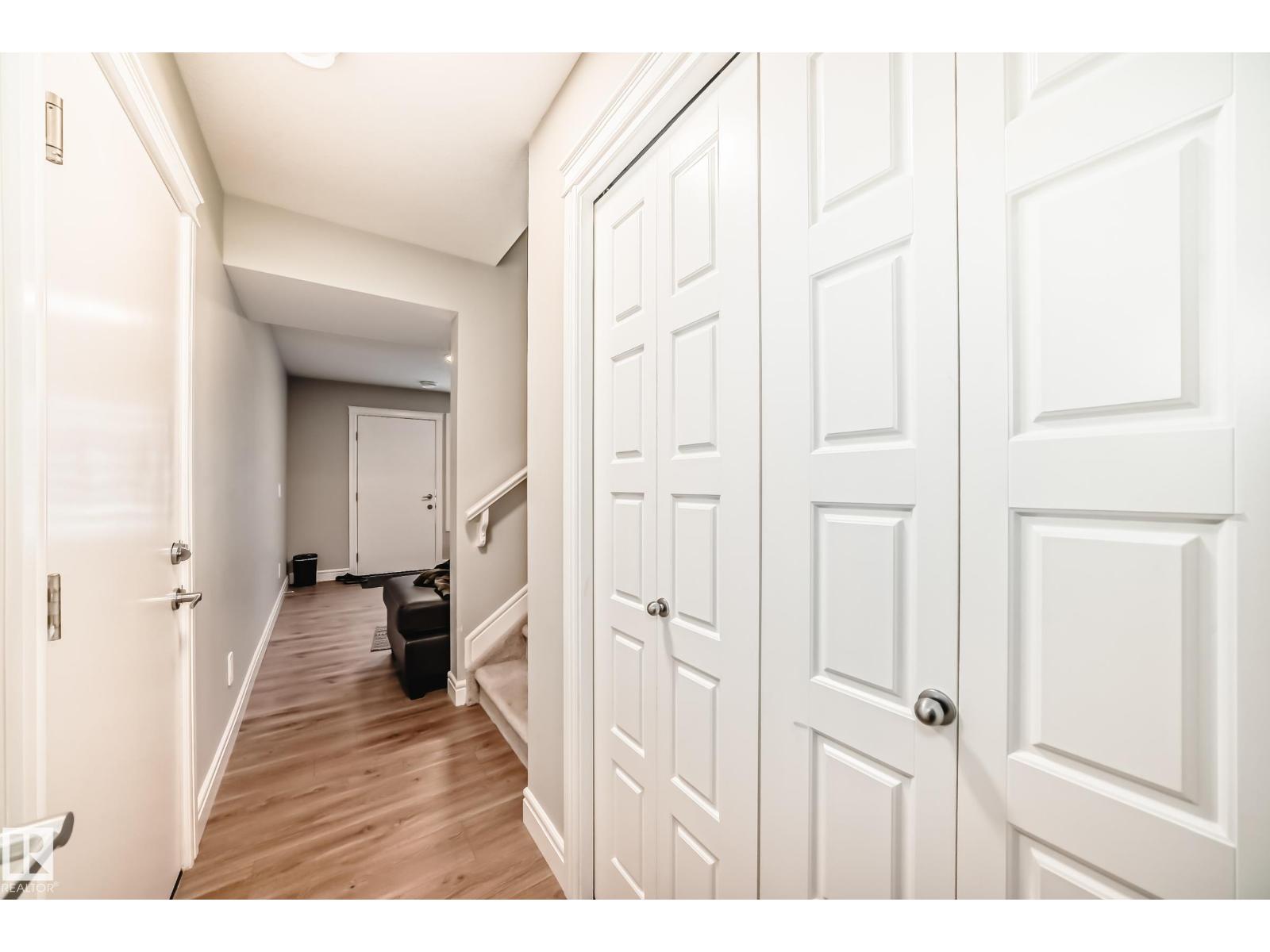 7822 KORULUK LINK LI SW, Edmonton