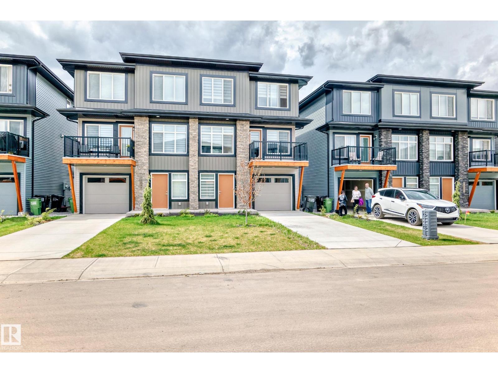 7822 KORULUK LINK LI SW, Edmonton