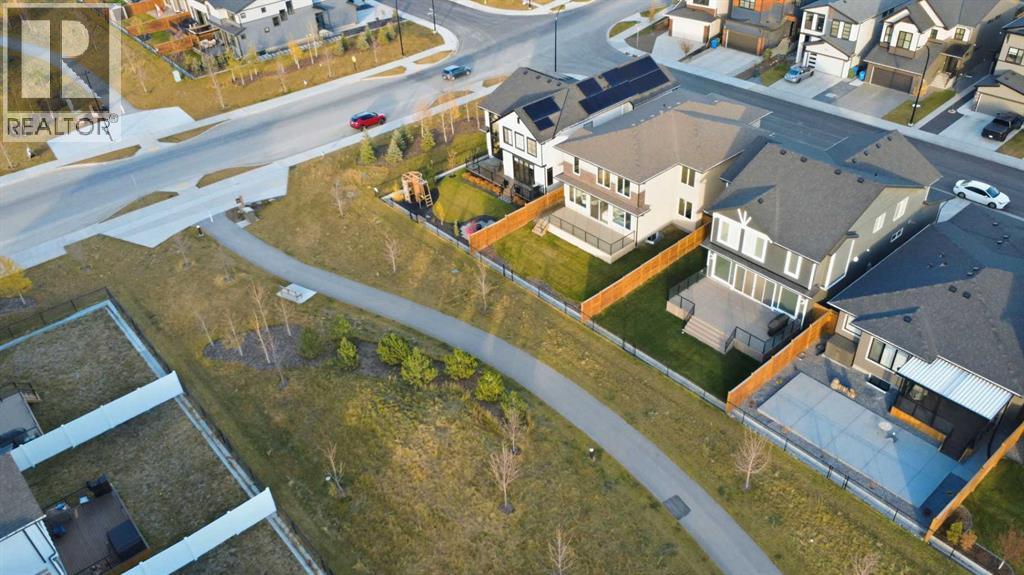 
          65 Rowmont Link Northwest
            <br/>
            <span>Calgary</span>
            , 
            <span>AB</span>
             <span>T3L0J3</span>
         - Photo 19