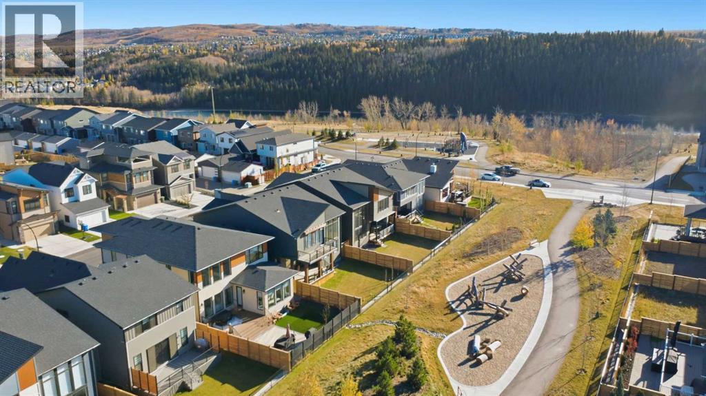 
          65 Rowmont Link Northwest
            <br/>
            <span>Calgary</span>
            , 
            <span>AB</span>
             <span>T3L0J3</span>
         - Photo 6