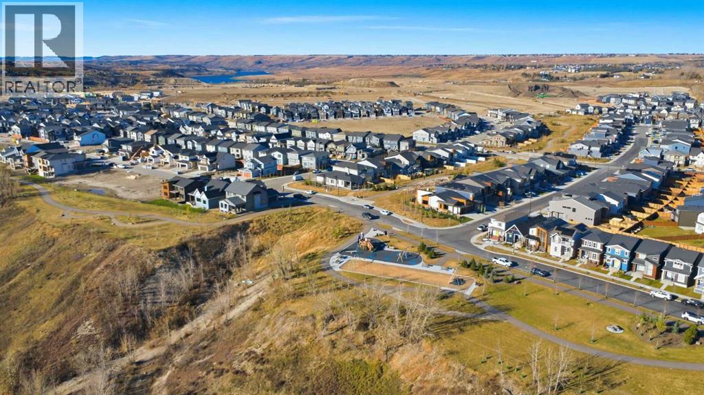 
          65 Rowmont Link Northwest
            <br/>
            <span>Calgary</span>
            , 
            <span>AB</span>
             <span>T3L0J3</span>
         - Photo 21