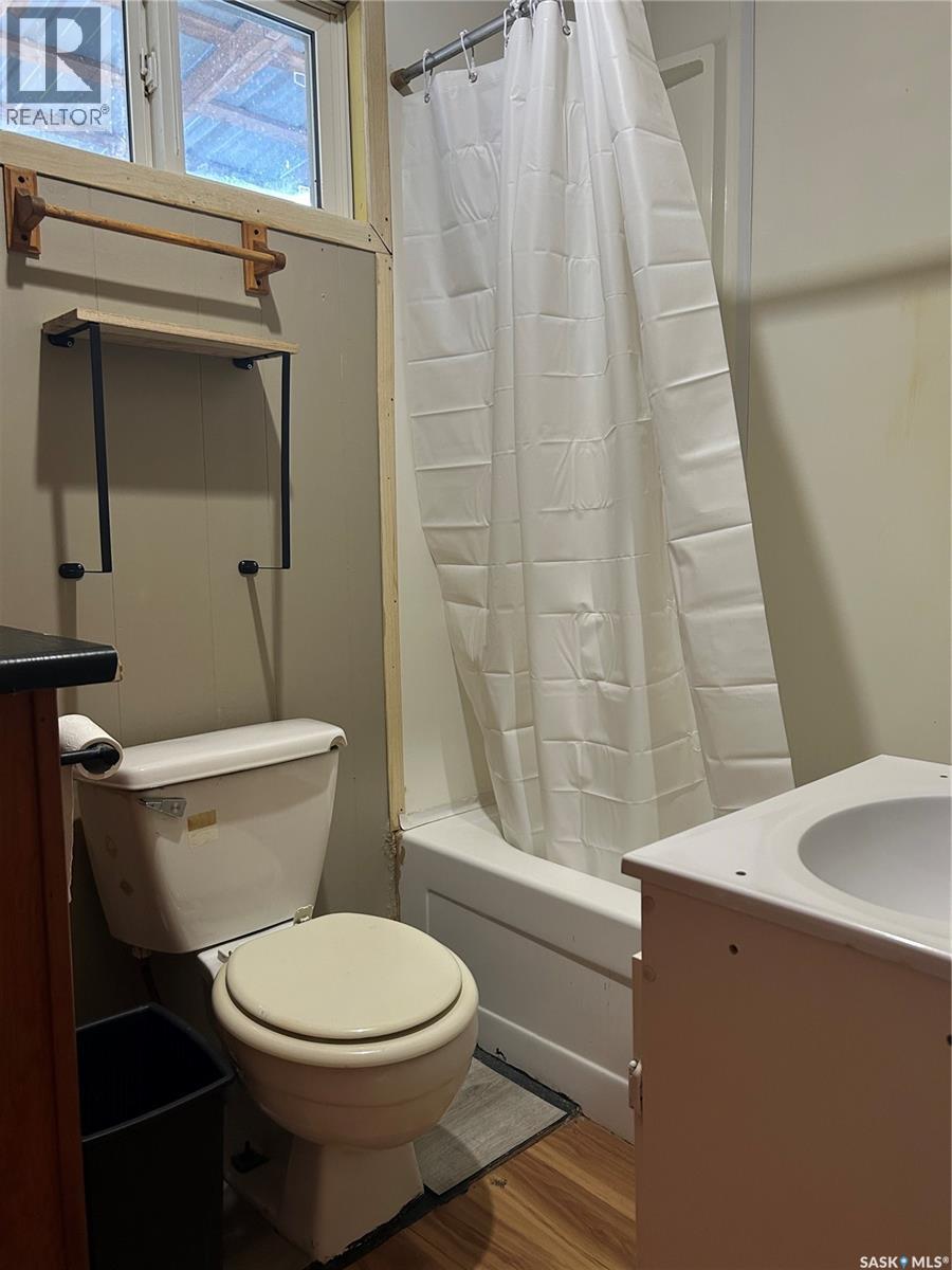 512 RAILWAY AVENUE - 11