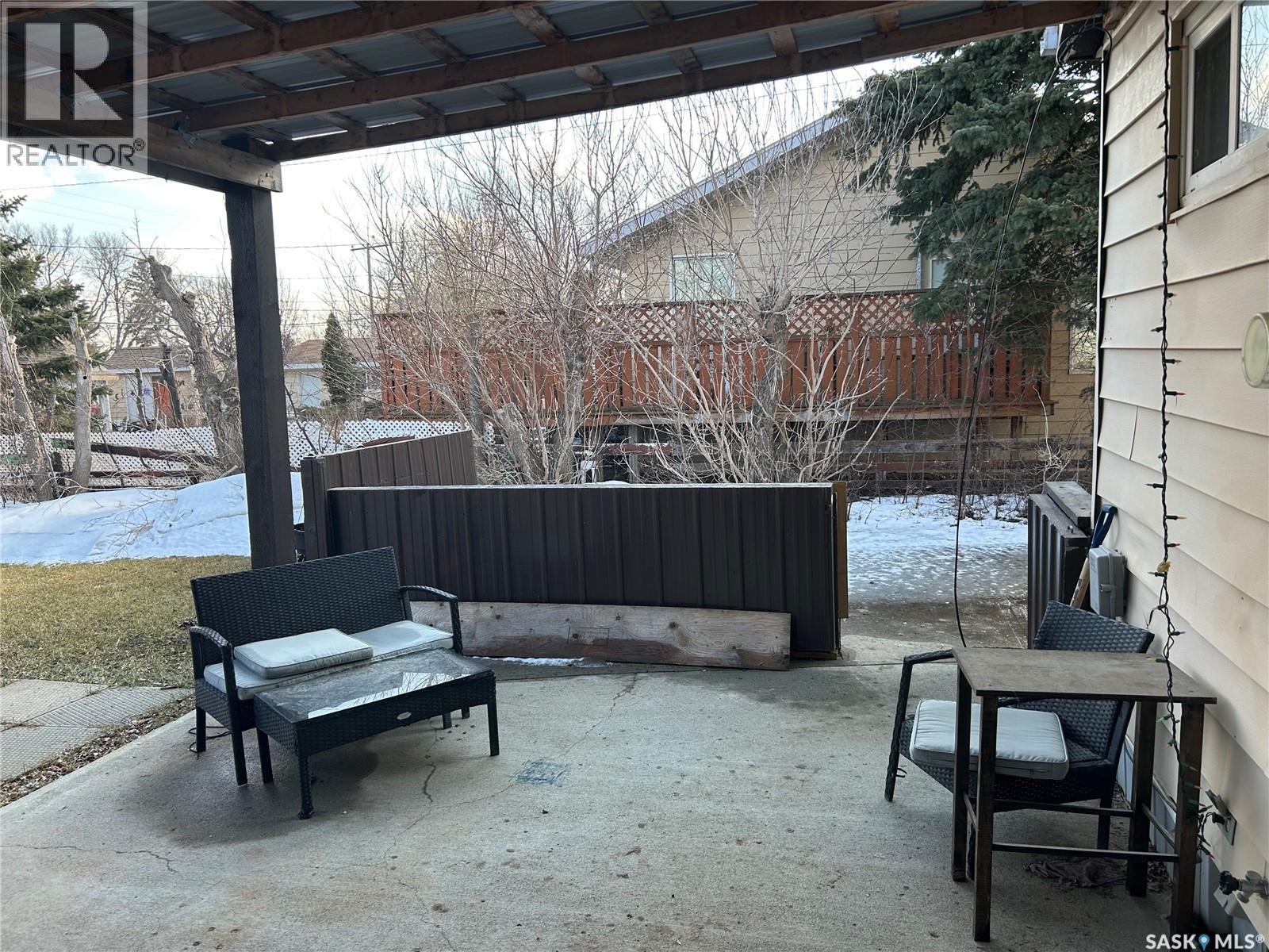 512 RAILWAY AVENUE - 23