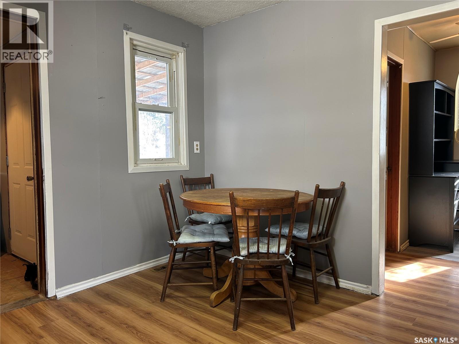 512 RAILWAY AVENUE - 5