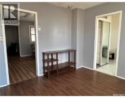 Family room - 512 Railway Avenue, Lampman, SK S0C1N0 Photo 8