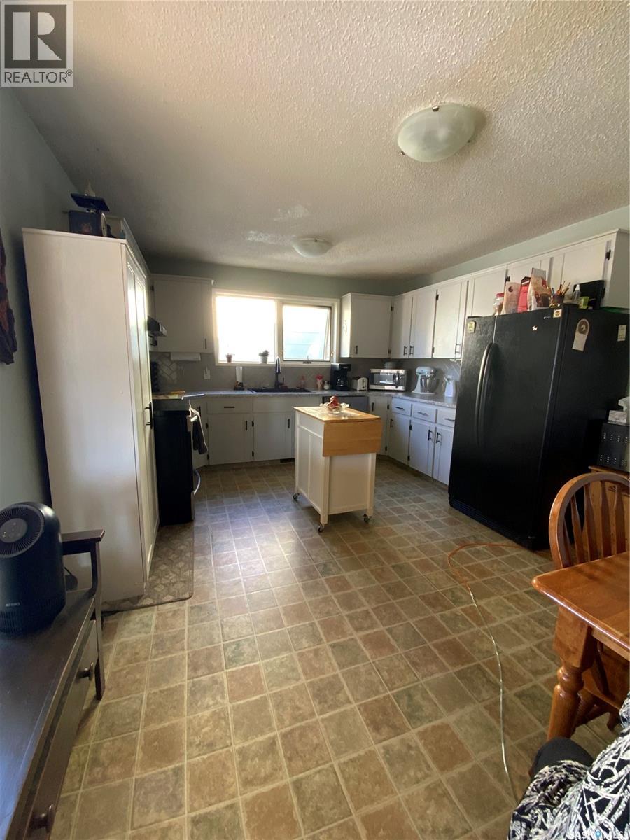 94 Gilbert STREET - 10