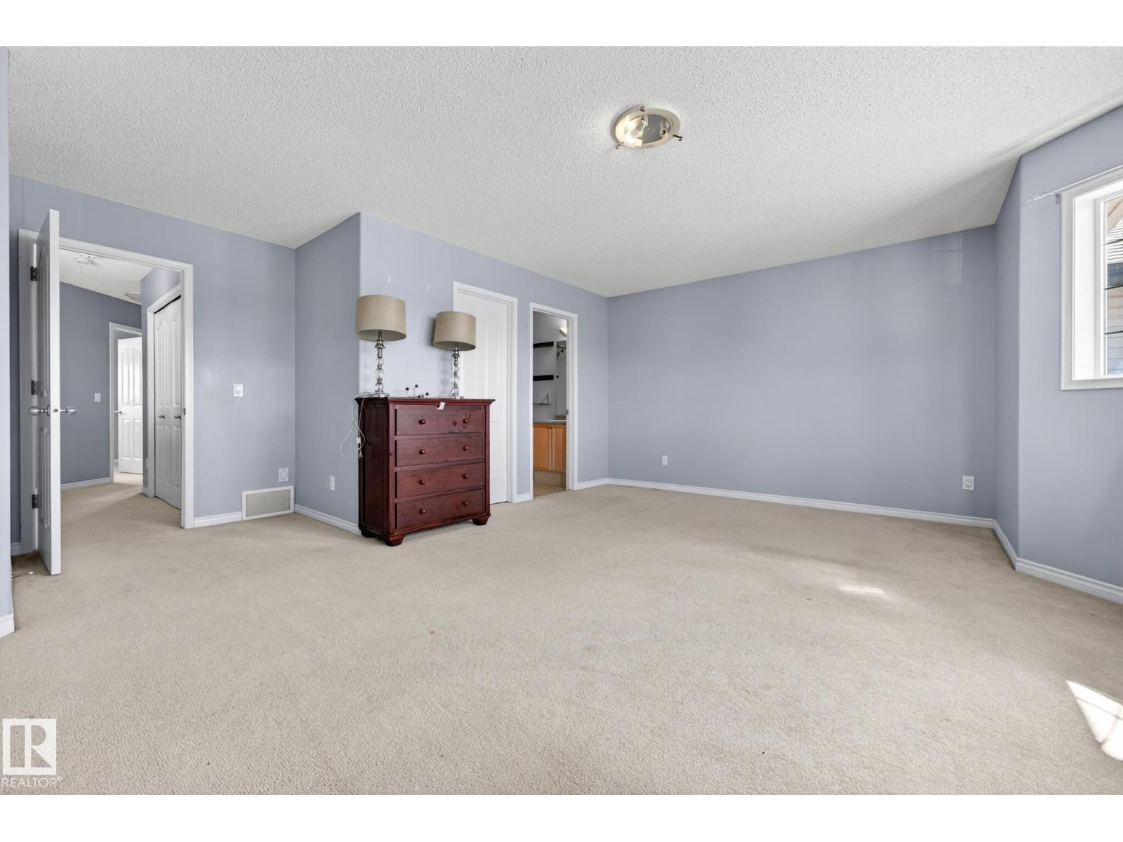 1103 117 ST SW, Edmonton